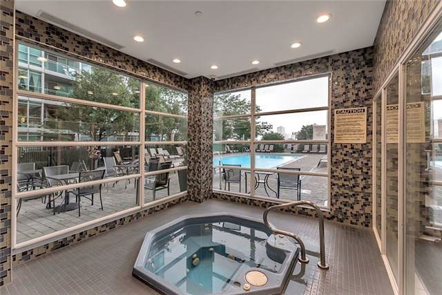 Jacuzzi