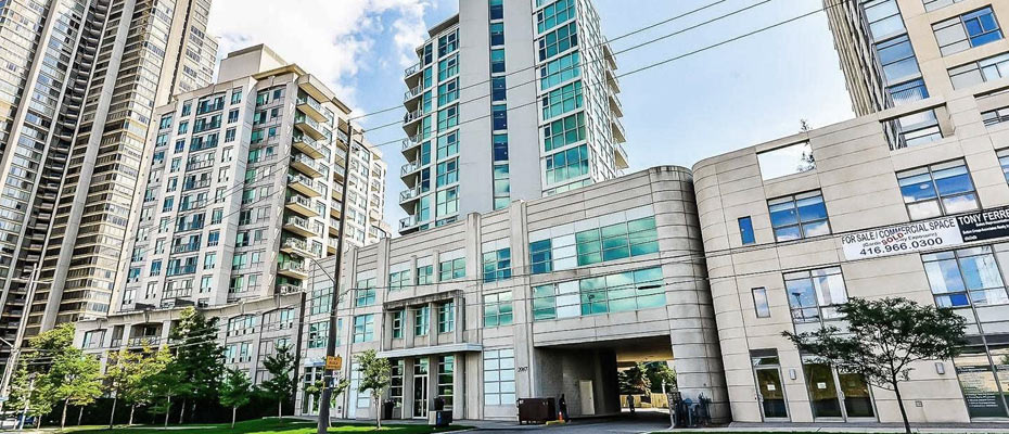 Players Club at 2067 Lake Shore Boulevard West, Etobicoke