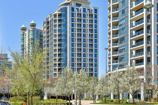 The Waterford Towers at 2083-2087-2095 Lake Shore Boulevard West, Etobicoke