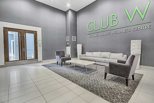 Club W