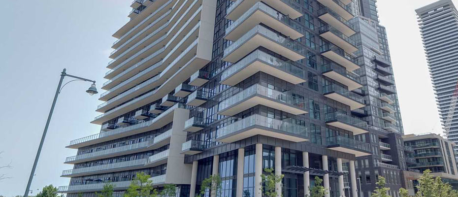 Cove at Waterways - 39 Annie Craig Drive, Etobicoke